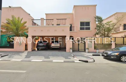 Villa - 4 Bedrooms - 6 Bathrooms for rent in Nad Al Sheba Villas - Nad Al Sheba 3 - Nad Al Sheba - Dubai