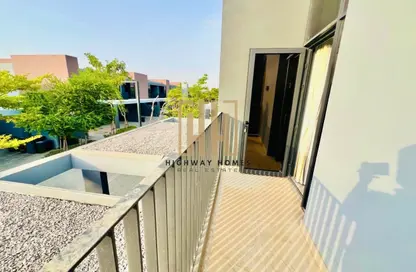 Townhouse - 2 Bedrooms - 4 Bathrooms for rent in Robinia - Masaar - Tilal City - Sharjah