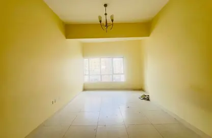 Apartment - 2 Bedrooms - 2 Bathrooms for rent in Al Nada 2 - Mankhool - Bur Dubai - Dubai