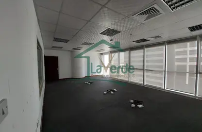 Empty Room image for: Office Space - Studio - 2 Bathrooms for rent in Electra Street - Abu Dhabi, Image 1