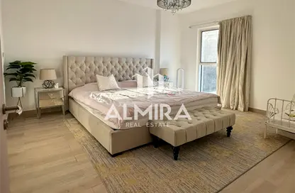 Room / Bedroom image for: Apartment - 3 Bedrooms - 4 Bathrooms for sale in Waters Edge - Yas Island - Abu Dhabi, Image 1