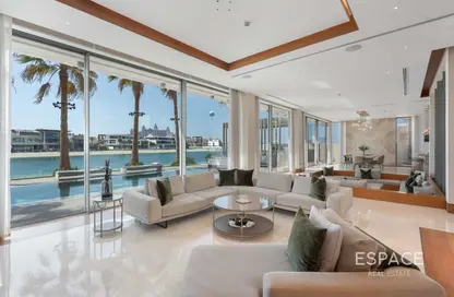 Villa - 4 Bedrooms - 6 Bathrooms for sale in Signature Villas Frond G - Signature Villas - Palm Jumeirah - Dubai