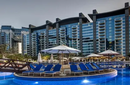 Apartment - Studio - 1 Bathroom for rent in Dukes The Palm - Palm Jumeirah - Dubai