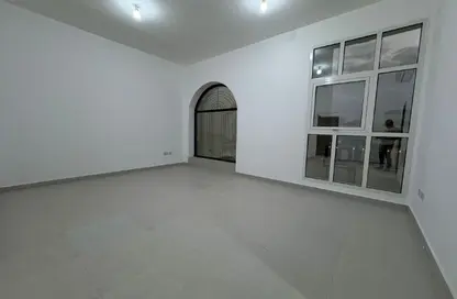 شقة - غرفة نوم - 1 حمام للايجار في مدينة الرياض - أبوظبي