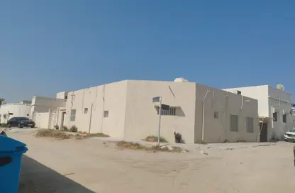فيلا - 5 غرف نوم - 4 حمامات للبيع في القادسية - الحيرة - الشارقة