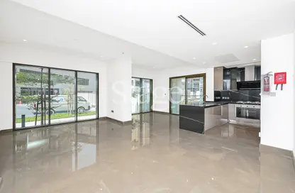 Apartment - 3 Bedrooms - 4 Bathrooms for sale in Peninsula Five - Peninsula - Business Bay - Dubai