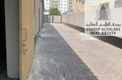 Warehouse - Studio - 4 Bathrooms for rent in Al Jurf Industrial 1 - Al Jurf Industrial - Ajman