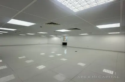 Office Space - Studio - 1 Bathroom for rent in Fortune Executive - JLT Cluster T - Jumeirah Lake Towers - Dubai