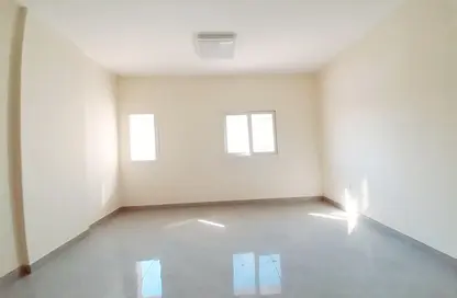 Apartment - 1 Bedroom - 1 Bathroom for rent in Muwailih Building - Muwaileh - Sharjah