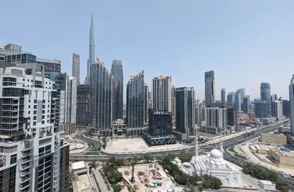Apartment - 3 Bedrooms - 5 Bathrooms for rent in Executive Tower F - Executive Towers - Business Bay - Dubai
