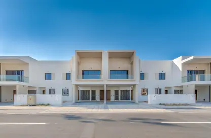 Townhouse - 3 Bedrooms - 4 Bathrooms for sale in Redwoods - Yas Acres - Yas Island - Abu Dhabi