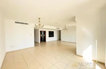 Apartment - 2 Bedrooms - 3 Bathrooms for rent in Rimal 4 - Rimal - Jumeirah Beach Residence - Dubai