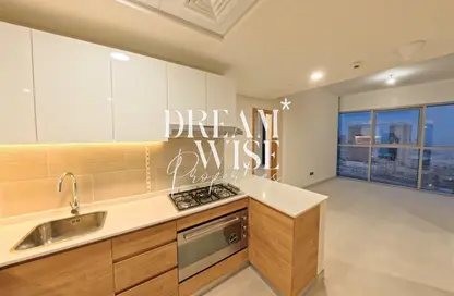 شقة - 3 غرف نوم - 2 حمامات للايجار في راديانت سكوير - مدينة الأضواء - جزيرة الريم - أبوظبي شقة - 3 غرف نوم - 2 حمامات للايجار في راديانت سكوير - مدينة الأضواء - جزيرة الريم - أبوظبي