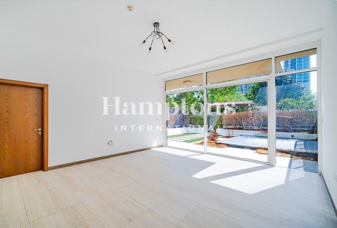 15716318 - Property Image 2