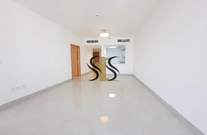 Apartment - 1 Bedroom - 2 Bathrooms for rent in Dawoud Abdulrehman Al Barsha 1 - Al Barsha 1 - Al Barsha - Dubai