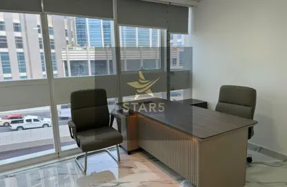 مركز أعمال - استوديو للايجار في ذا كورت تاور - الخليج التجاري - دبي