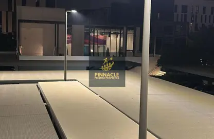 شقة - 1 حمام للبيع في ذا سولو - الجادة - الشارقة