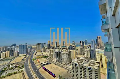 شقة - 3 غرف نوم - 4 حمامات للايجار في برج جولدن ساندز - النهدة - الشارقة