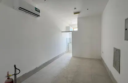 عمارة بالكامل - استوديو - 8 حمامات للايجار في النخيل - رأس الخيمة