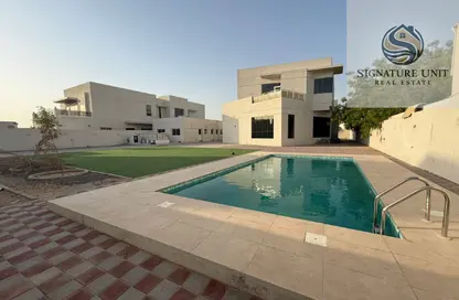 Villa - 5 Bedrooms - 7+ Bathrooms for rent in Nad Al Sheba 4 - Nad Al Sheba - Dubai