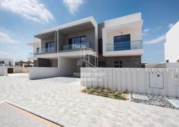 Townhouse - 4 bedrooms - 5 bathrooms for sale in The Cedars - Yas Acres - Yas Island - Abu Dhabi