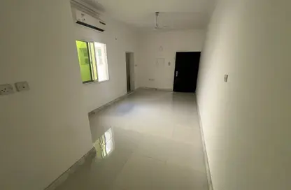 شقة - 2 غرف نوم - 2 حمامات للايجار في بناية النافورة 1 - 2  الروضة - الروضة - عجمان