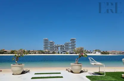 Villa - 4 Bedrooms - 5 Bathrooms for rent in Garden Homes Frond E - Garden Homes - Palm Jumeirah - Dubai Villa - 4 Bedrooms - 5 Bathrooms for rent in Garden Homes Frond E - Garden Homes - Palm Jumeirah - Dubai