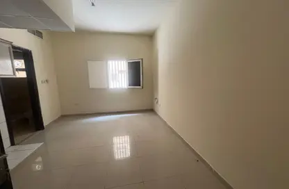 Apartment - Studio - 1 Bathroom for rent in Muweileh Community - Muwaileh Commercial - Sharjah