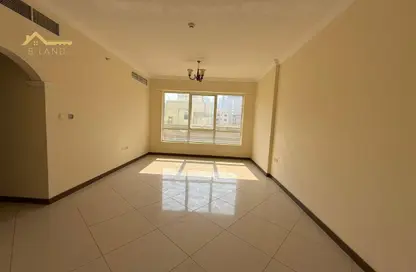 Apartment - 2 Bedrooms - 2 Bathrooms for rent in Al Mahatta - Al Qasimia - Sharjah