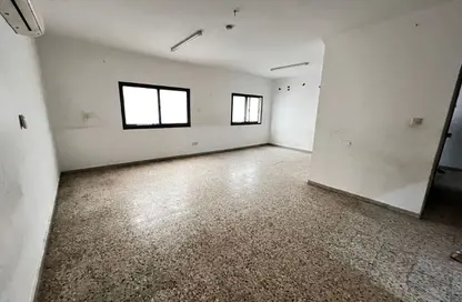 Apartment - 3 Bedrooms - 2 Bathrooms for rent in Al Majaz 3 - Al Majaz - Sharjah Apartment - 3 Bedrooms - 2 Bathrooms for rent in Al Majaz 3 - Al Majaz - Sharjah