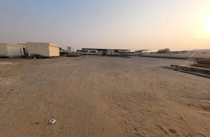أرض - استوديو للايجار في الصجعة الصناعية - آلصجعه - الشارقة