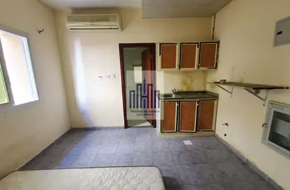 Apartment - Studio - 1 Bathroom for rent in Fire Station Road - Muwaileh - Sharjah