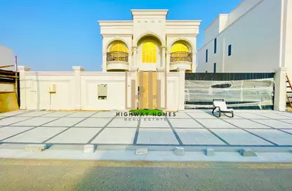 Villa - 4 Bedrooms - 7 Bathrooms for sale in Hoshi 1 - Hoshi - Al Badie - Sharjah