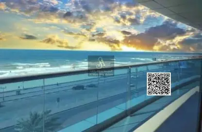 شقة - غرفة نوم - 2 حمامات للايجار في برج الكورنيش - طريق كورنيش عجمان - عجمان