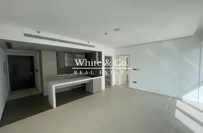 Apartment - 1 Bedroom - 2 Bathrooms for rent in West Avenue Tower - Dubai Marina - Dubai