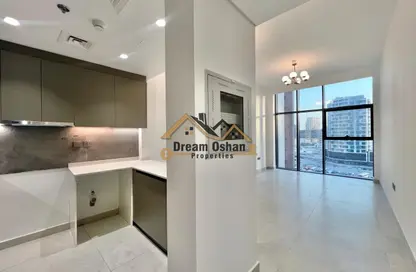Apartment - 1 Bedroom - 2 Bathrooms for rent in Sama Al Jaddaf - Al Jaddaf - Dubai