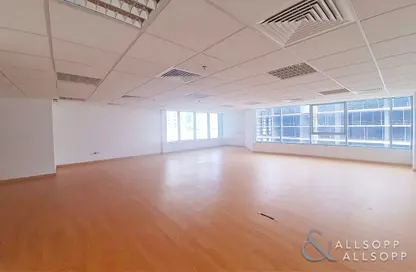 Empty Room image for: Office Space - Studio for sale in Ontario Tower - Business Bay - Dubai, Image 1