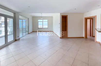 Apartment - 3 Bedrooms - 4 Bathrooms for rent in Al Sultana - Shoreline Apartments - Palm Jumeirah - Dubai