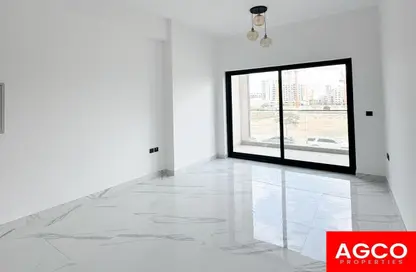 شقة - غرفة نوم - 2 حمامات للايجار في غاردينيا ليفينج - ارجان - دبي