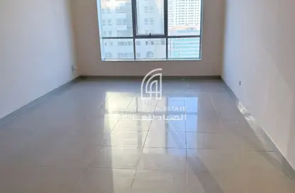 Apartment - 2 Bedrooms - 2 Bathrooms for sale in Al Khan Corniche - Al Khan - Sharjah