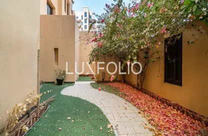 Apartment - 2 Bedrooms - 3 Bathrooms for sale in Zanzebeel 1 - Zanzebeel - Old Town - Dubai