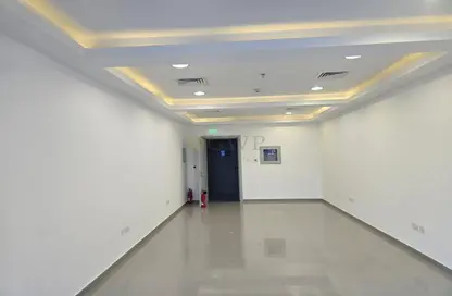 Office Space - Studio - 2 Bathrooms for rent in Tamani Art Tower - Business Bay - Dubai