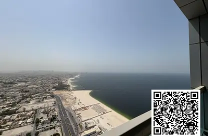 شقة - غرفة نوم - 2 حمامات للبيع في برج الكورنيش - طريق كورنيش عجمان - عجمان
