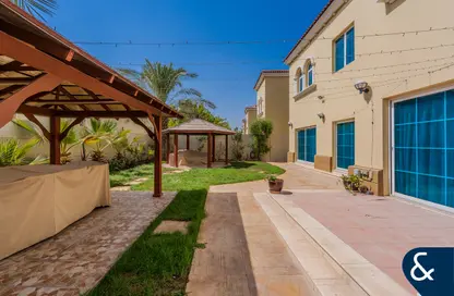 Villa - 4 Bedrooms - 4 Bathrooms for sale in District 8 - Jumeirah Park - Dubai