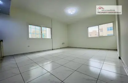 Apartment - 1 Bathroom for rent in Electra Street - Abu Dhabi