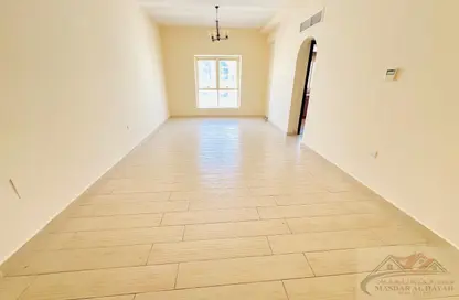 شقة - غرفة نوم - 2 حمامات للايجار في بناية مويليح 29 - مويلح - الشارقة شقة - غرفة نوم - 2 حمامات للايجار في بناية مويليح 29 - مويلح - الشارقة