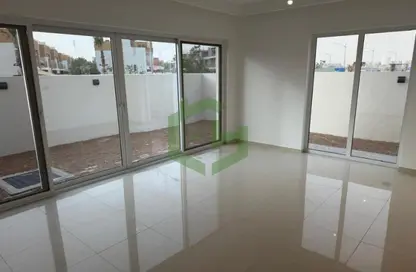 تاون هاوس - 3 غرف نوم - 3 حمامات للايجار في 2 فيكتوريا - فيكتوريا - داماك هيلز 2 - دبي