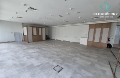 Office Space - Studio - 1 Bathroom for rent in The Burlington - Business Bay - Dubai