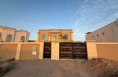 Villa - 5 Bedrooms - 6 Bathrooms for rent in Al Riffa - Ras Al Khaimah