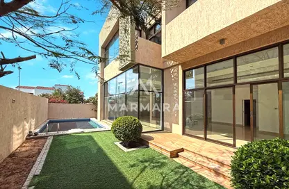 Villa - 5 Bedrooms - 6 Bathrooms for rent in Jumeirah 3 Villas - Jumeirah 3 - Jumeirah - Dubai
